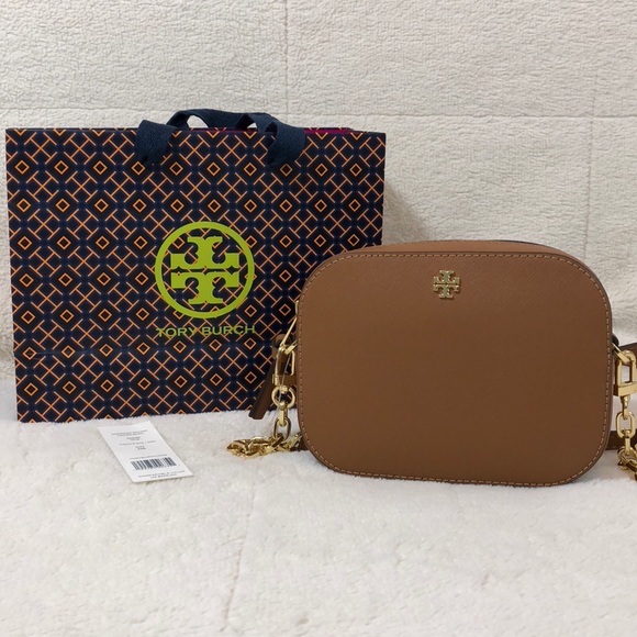 Tory Burch Handbags - Tory Burch Emerson round crossbody